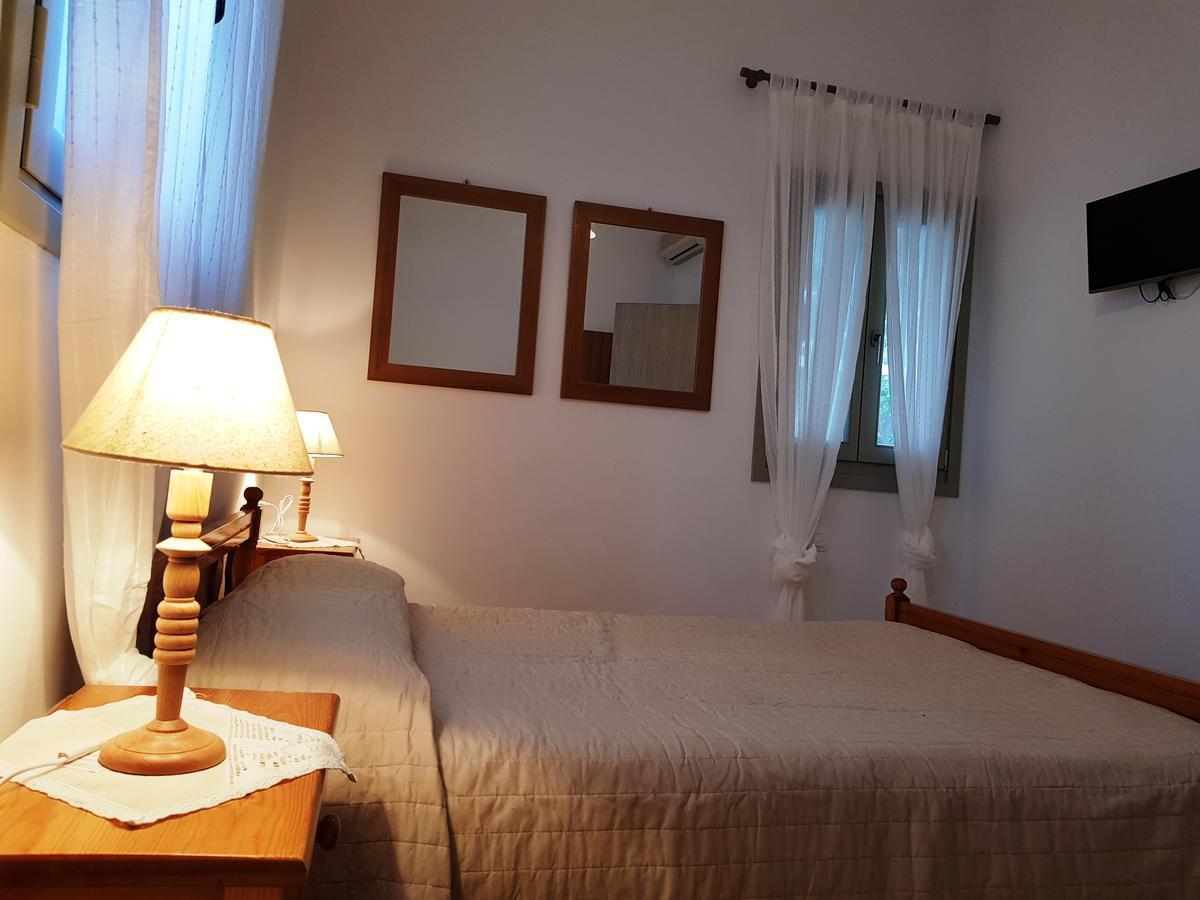 Theo'S Vacation Home Skyros Zewnętrze zdjęcie