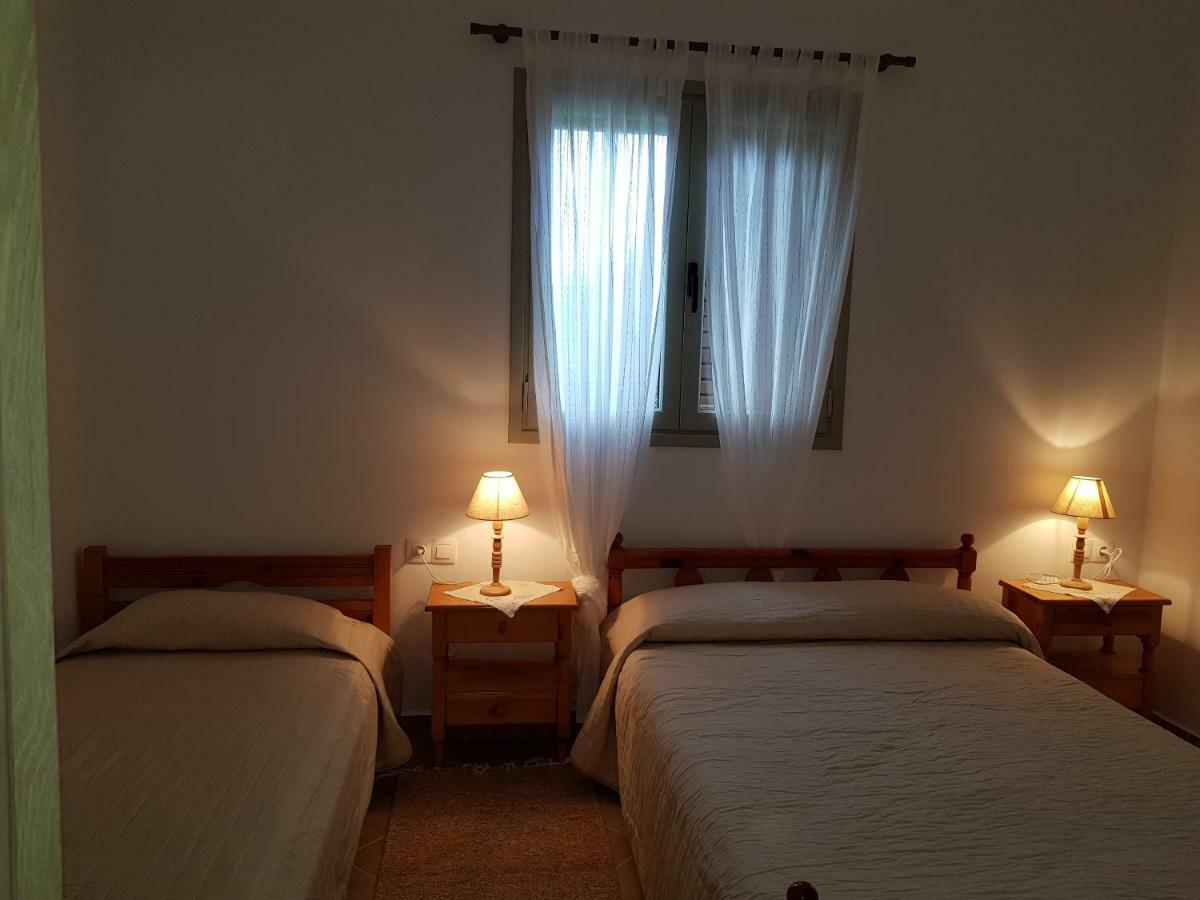 Theo'S Vacation Home Skyros Zewnętrze zdjęcie